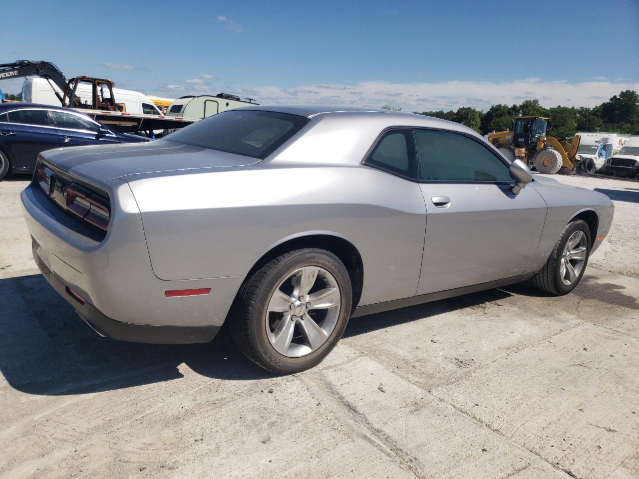 Photo 2 VIN: 2C3CDZAGXGH358864 - DODGE CHALLENGER 