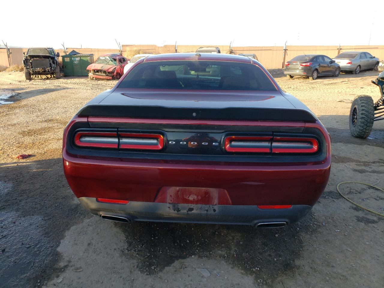 Photo 5 VIN: 2C3CDZAGXJH110993 - DODGE CHALLENGER 