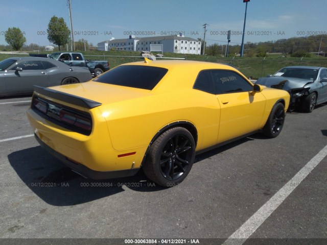 Photo 3 VIN: 2C3CDZAGXJH131312 - DODGE CHALLENGER 