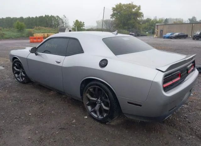 Photo 2 VIN: 2C3CDZAGXJH183457 - DODGE CHALLENGER 