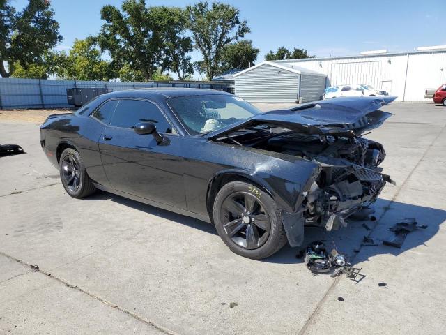 Photo 3 VIN: 2C3CDZAGXJH245701 - DODGE CHALLENGER 