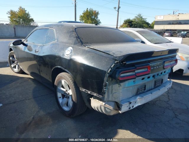 Photo 2 VIN: 2C3CDZAGXJH265480 - DODGE CHALLENGER 