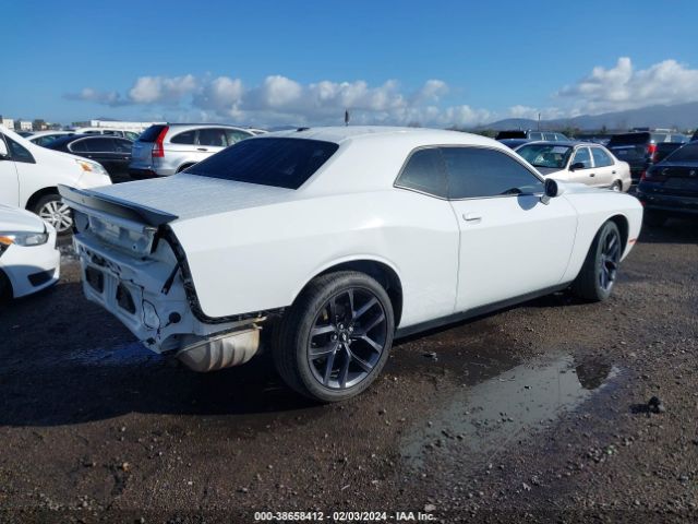 Photo 3 VIN: 2C3CDZAGXKH739607 - DODGE CHALLENGER 