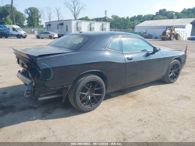 Photo 3 VIN: 2C3CDZAGXLH222356 - DODGE CHALLENGER 