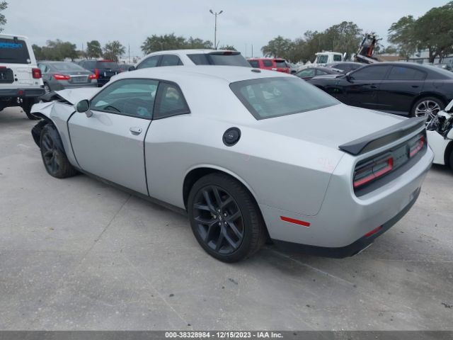 Photo 2 VIN: 2C3CDZAGXNH211635 - DODGE CHALLENGER 