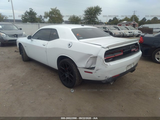 Photo 2 VIN: 2C3CDZAT0FH705128 - DODGE CHALLENGER 