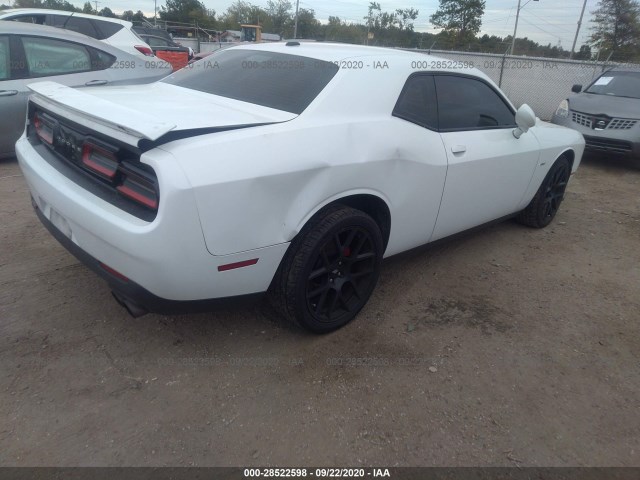 Photo 3 VIN: 2C3CDZAT0FH705128 - DODGE CHALLENGER 