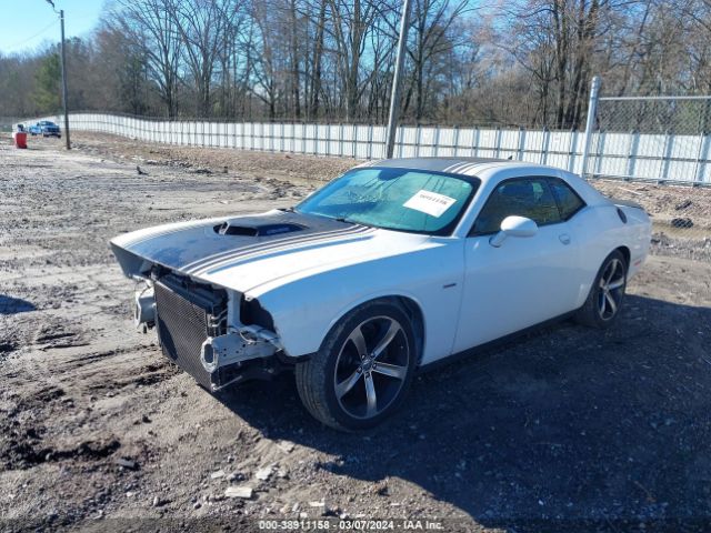 Photo 1 VIN: 2C3CDZAT0FH811269 - DODGE CHALLENGER 