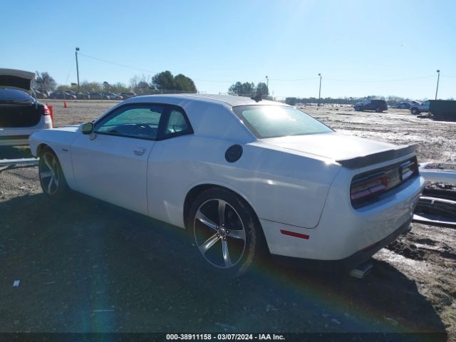 Photo 2 VIN: 2C3CDZAT0FH811269 - DODGE CHALLENGER 