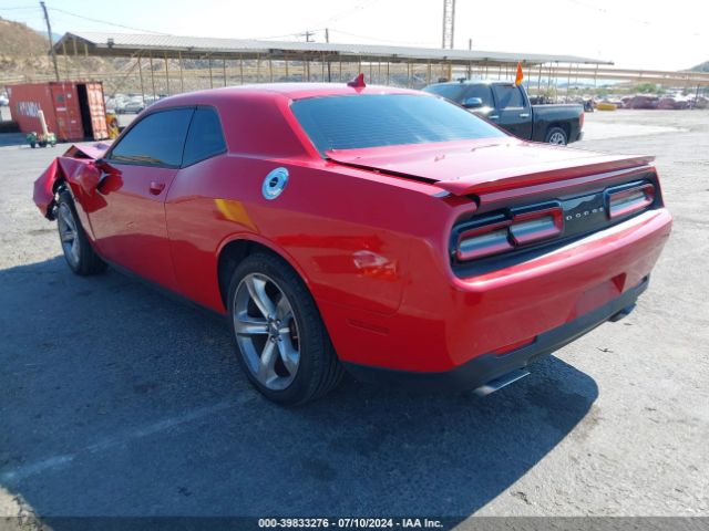 Photo 2 VIN: 2C3CDZAT2FH711495 - DODGE CHALLENGER 