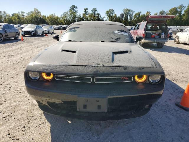 Photo 4 VIN: 2C3CDZAT2FH724201 - DODGE CHALLENGER 