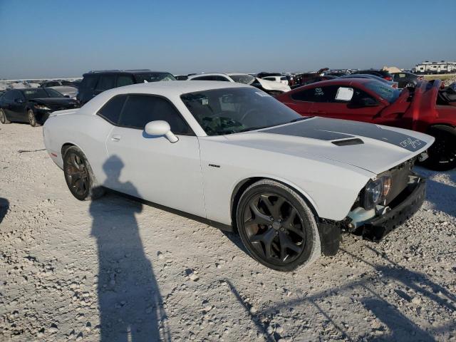 Photo 3 VIN: 2C3CDZAT3FH814523 - DODGE CHALLENGER 