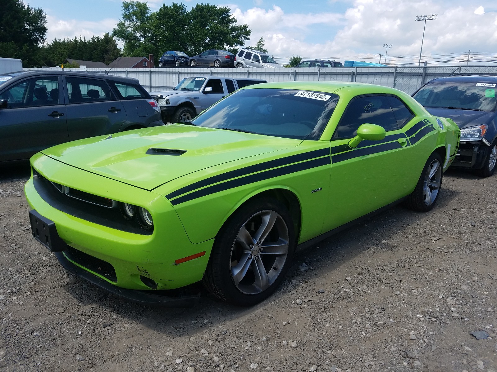 Photo 1 VIN: 2C3CDZAT7FH843295 - DODGE CHALLENGER 