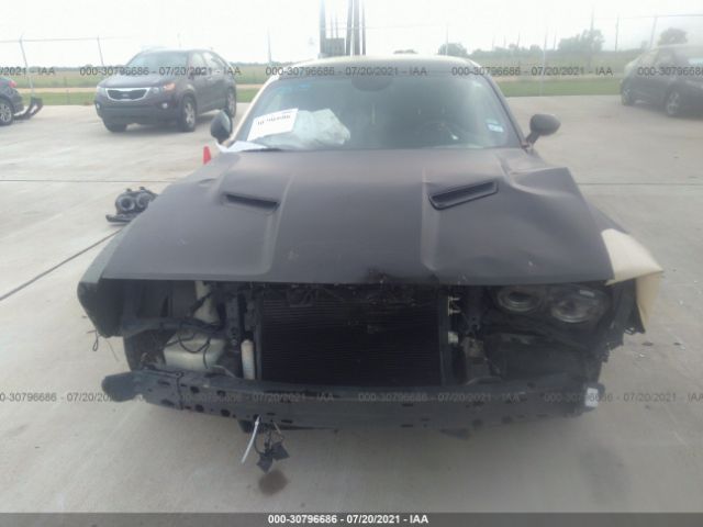 Photo 5 VIN: 2C3CDZAT8FH757851 - DODGE CHALLENGER 