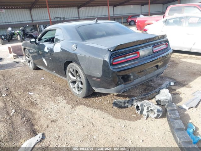 Photo 2 VIN: 2C3CDZAT9FH704138 - DODGE CHALLENGER 