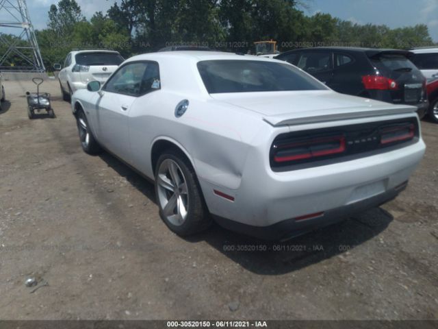 Photo 2 VIN: 2C3CDZATXFH816639 - DODGE CHALLENGER 