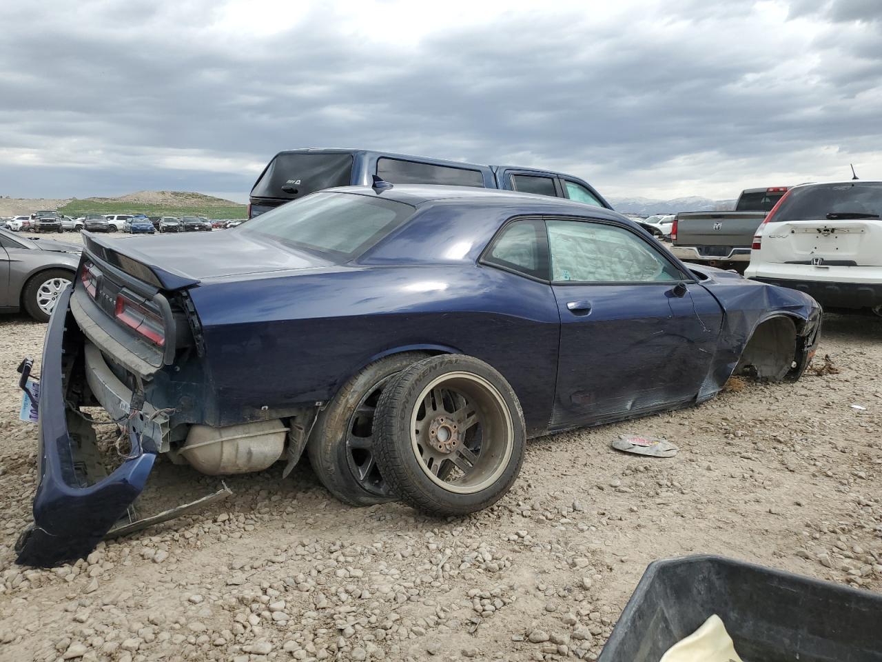 Photo 2 VIN: 2C3CDZBG3FH823255 - DODGE CHALLENGER 