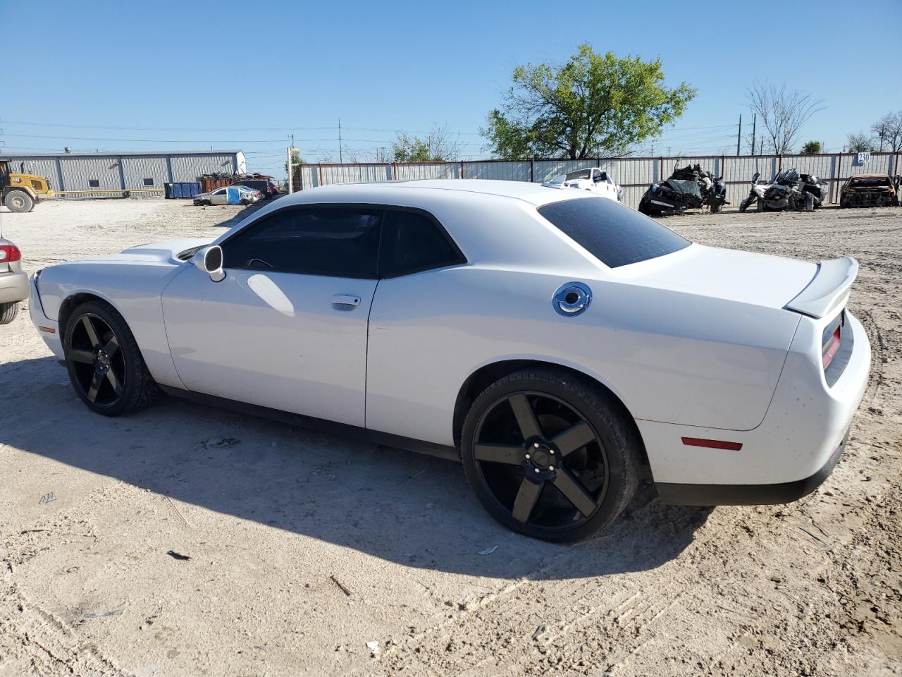 Photo 1 VIN: 2C3CDZBG9FH722995 - DODGE CHALLENGER 