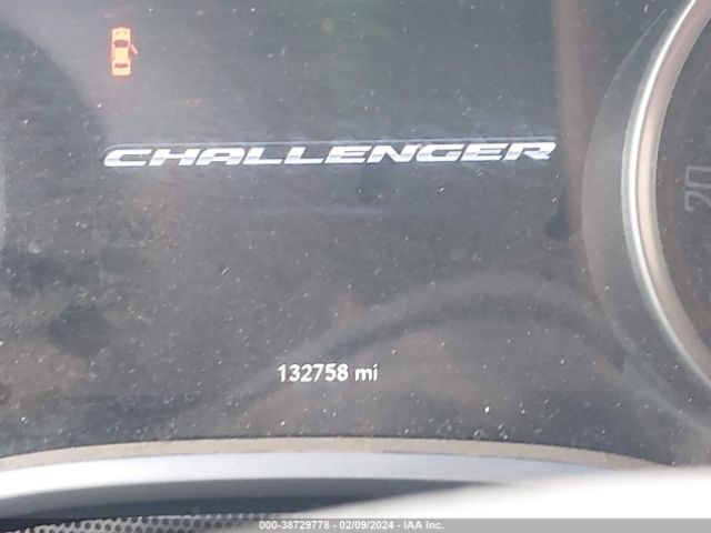 Photo 6 VIN: 2C3CDZBGXFH894890 - DODGE CHALLENGER 