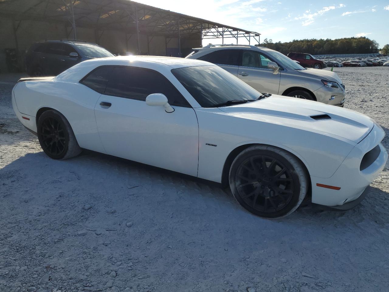 Photo 3 VIN: 2C3CDZBT0HH658040 - DODGE CHALLENGER 