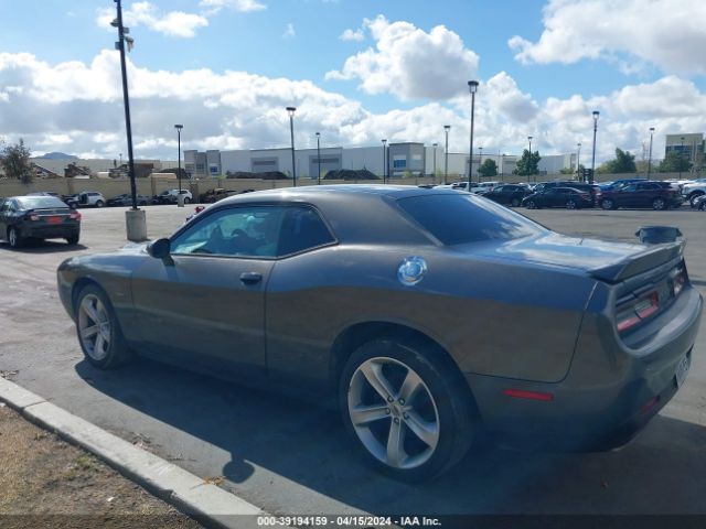 Photo 2 VIN: 2C3CDZBT0JH118435 - DODGE CHALLENGER 