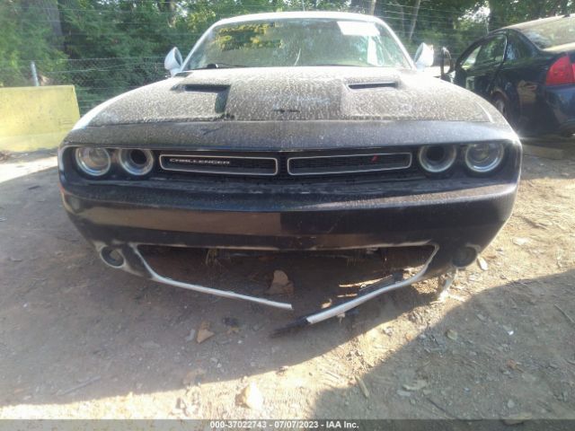 Photo 5 VIN: 2C3CDZBT0KH593715 - DODGE CHALLENGER 