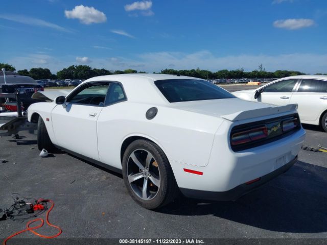 Photo 2 VIN: 2C3CDZBT0KH651905 - DODGE CHALLENGER 