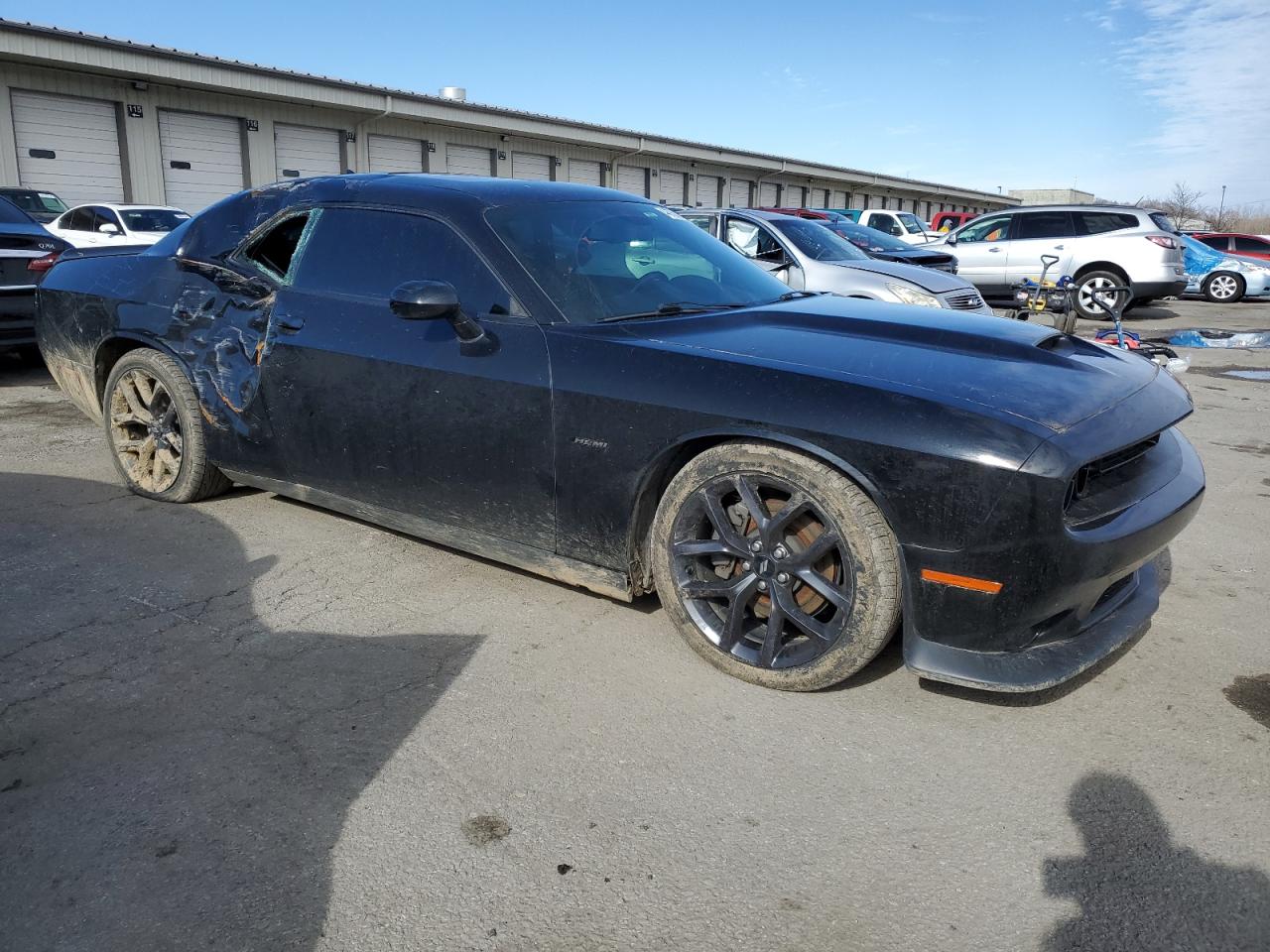 Photo 3 VIN: 2C3CDZBT0KH663438 - DODGE CHALLENGER 