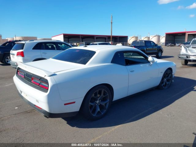 Photo 3 VIN: 2C3CDZBT0KH705185 - DODGE CHALLENGER 