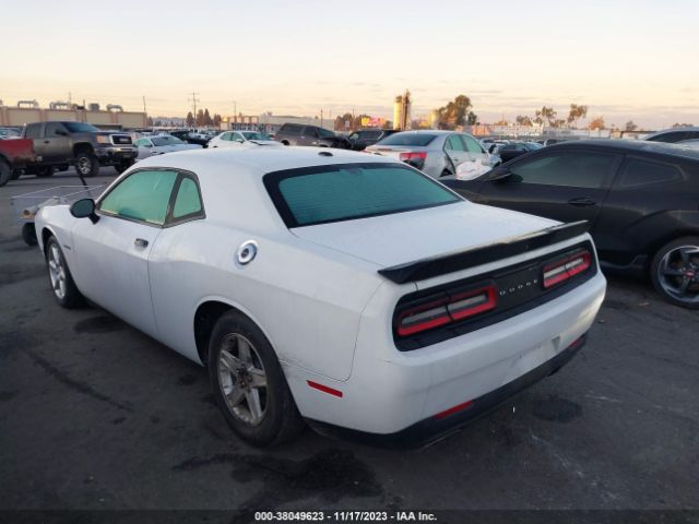 Photo 2 VIN: 2C3CDZBT0LH130894 - DODGE CHALLENGER 