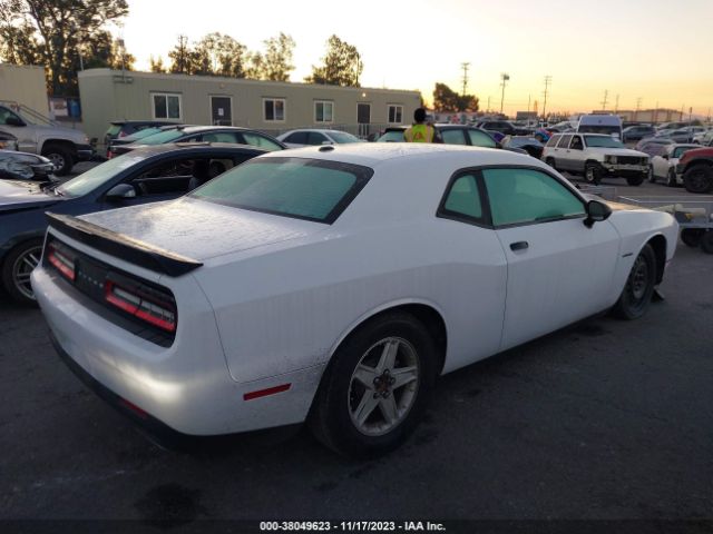 Photo 3 VIN: 2C3CDZBT0LH130894 - DODGE CHALLENGER 