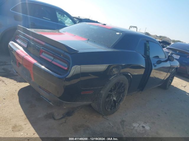 Photo 3 VIN: 2C3CDZBT1KH708922 - DODGE CHALLENGER 