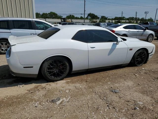 Photo 2 VIN: 2C3CDZBT2FH913803 - DODGE CHALLENGER 