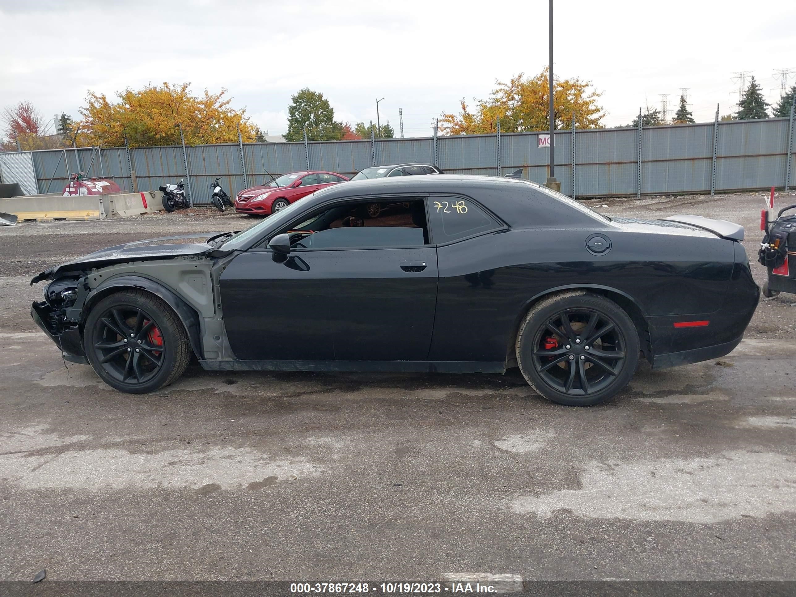 Photo 13 VIN: 2C3CDZBT2GH264506 - DODGE CHALLENGER 