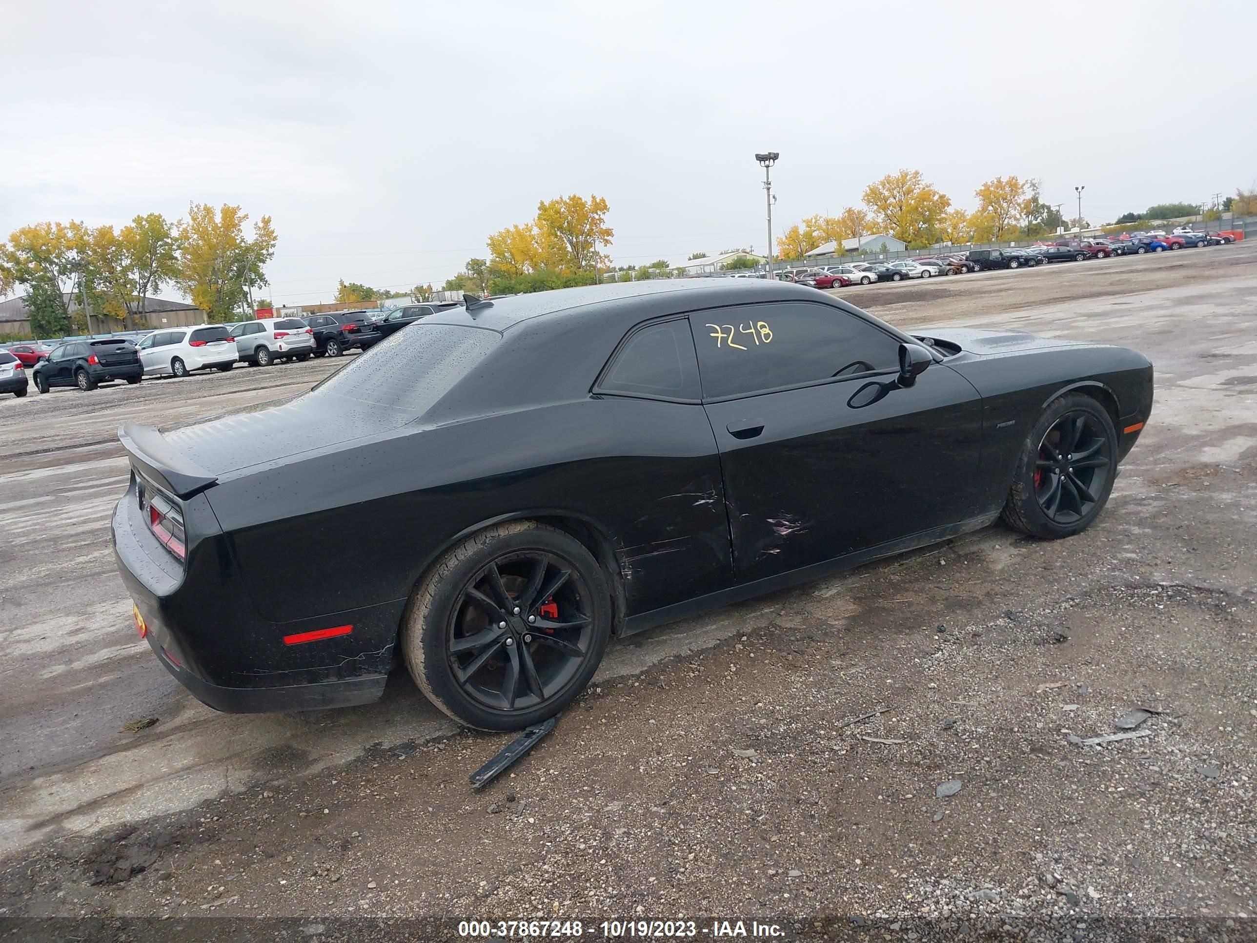 Photo 3 VIN: 2C3CDZBT2GH264506 - DODGE CHALLENGER 