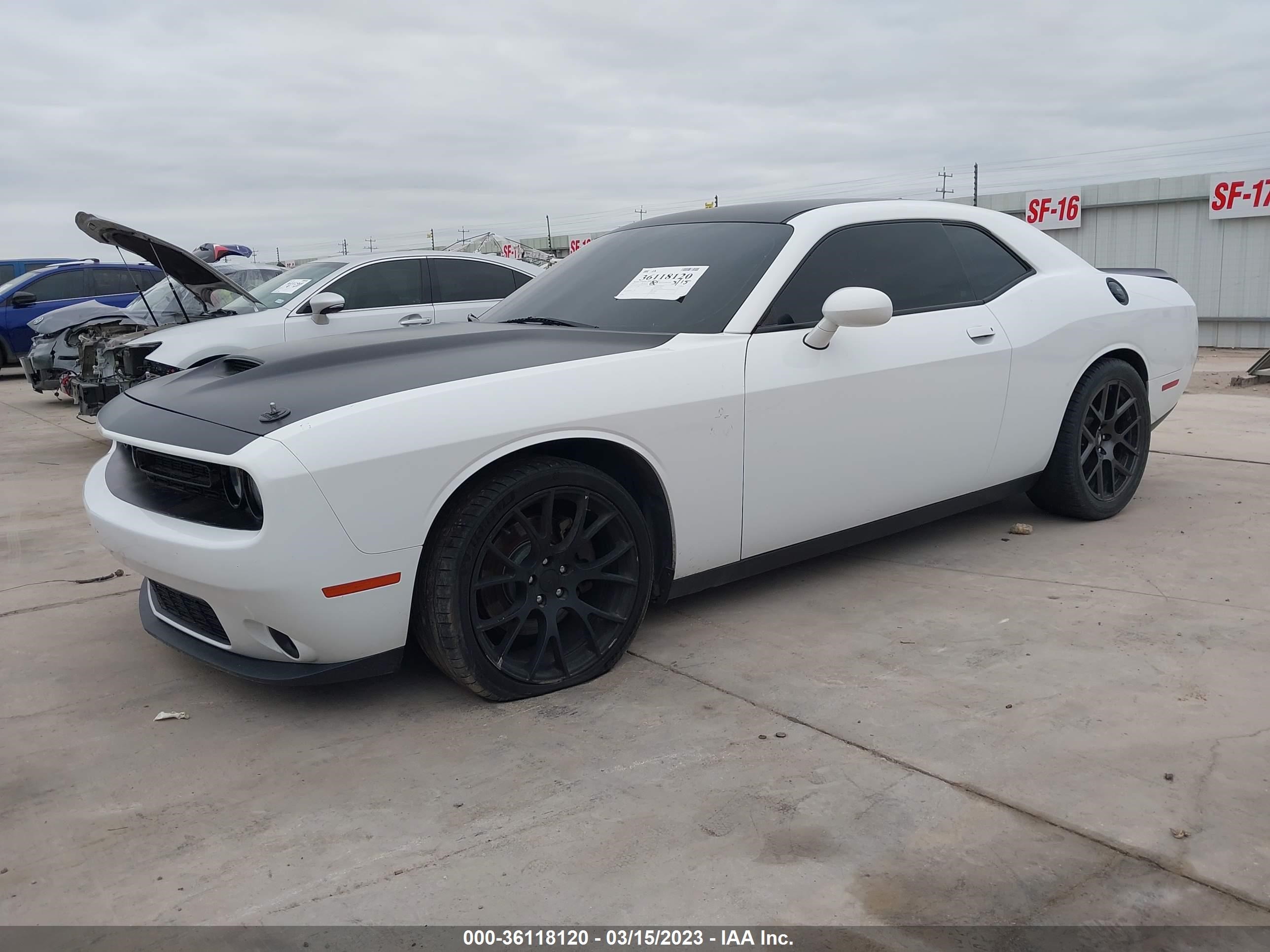 Photo 1 VIN: 2C3CDZBT2HH605954 - DODGE CHALLENGER 