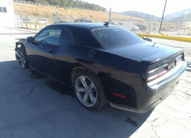 Photo 2 VIN: 2C3CDZBT2HH611396 - DODGE CHALLENGER 