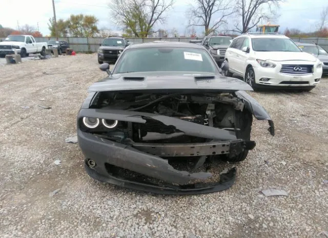 Photo 5 VIN: 2C3CDZBT2JH260169 - DODGE CHALLENGER 