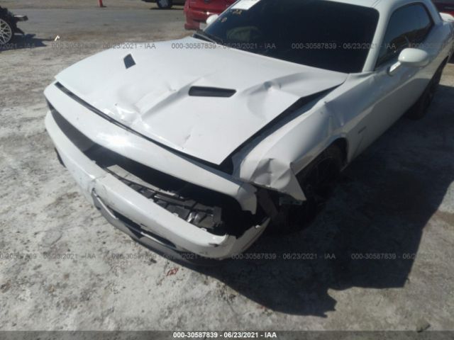 Photo 5 VIN: 2C3CDZBT2JH300587 - DODGE CHALLENGER 