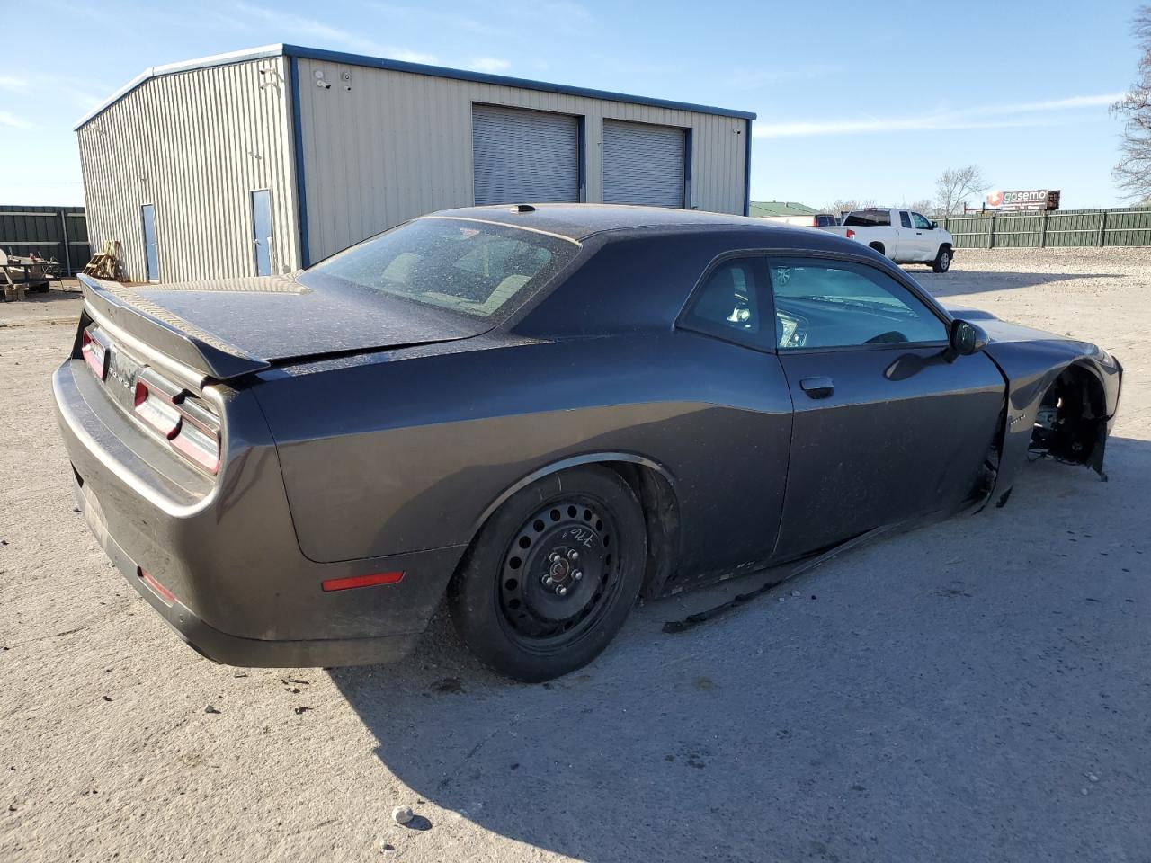 Photo 2 VIN: 2C3CDZBT2LH118620 - DODGE CHALLENGER 