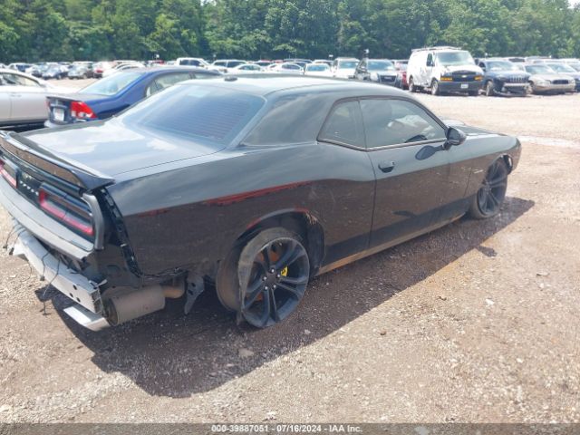 Photo 3 VIN: 2C3CDZBT2LH142738 - DODGE CHALLENGER 