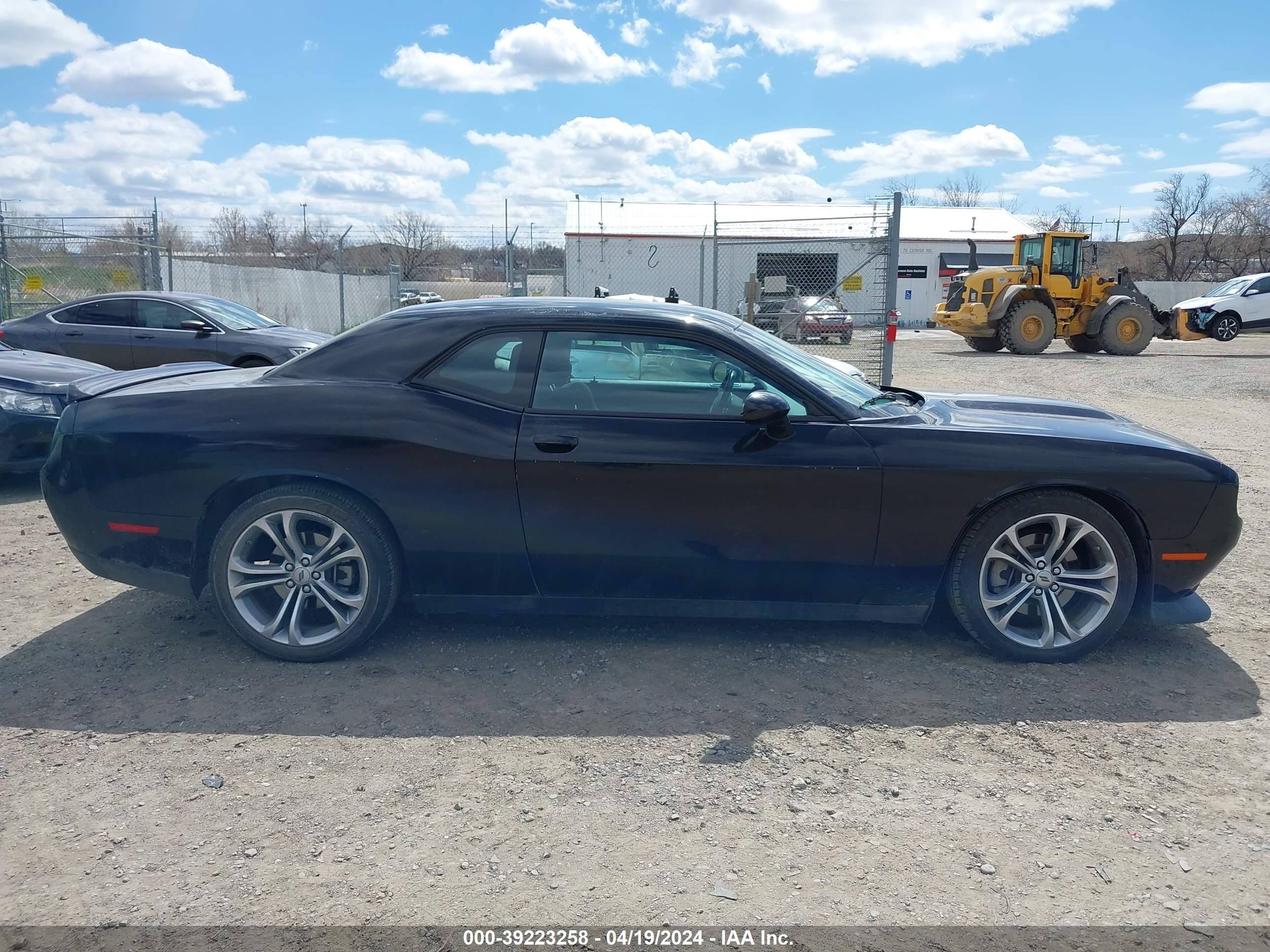 Photo 13 VIN: 2C3CDZBT2NH131869 - DODGE CHALLENGER 