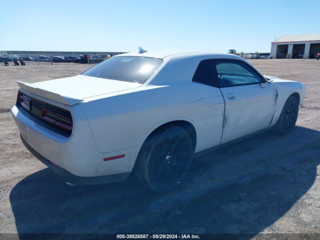 Photo 3 VIN: 2C3CDZBT3FH906178 - DODGE CHALLENGER 