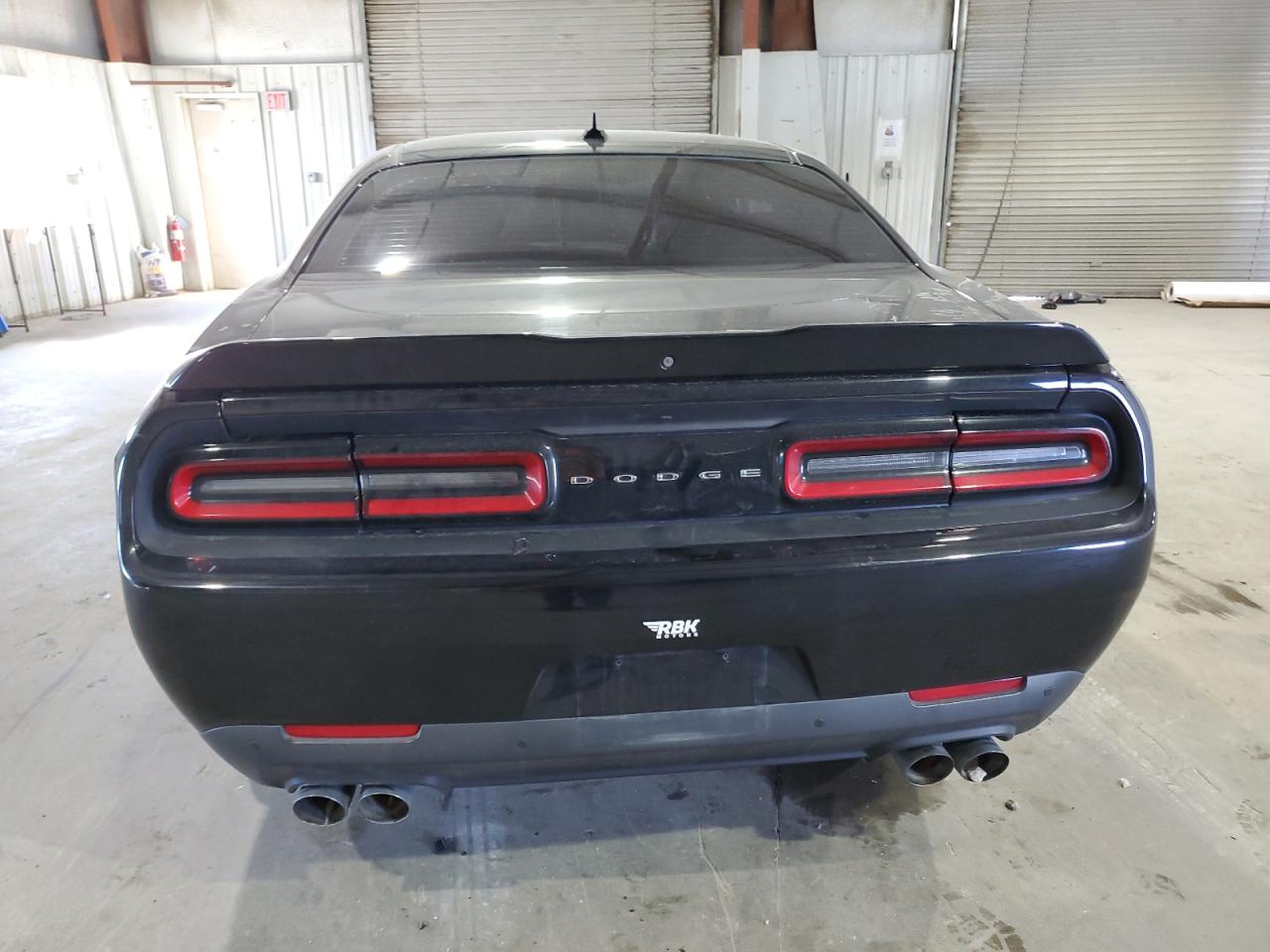 Photo 5 VIN: 2C3CDZBT3FH913471 - DODGE CHALLENGER 