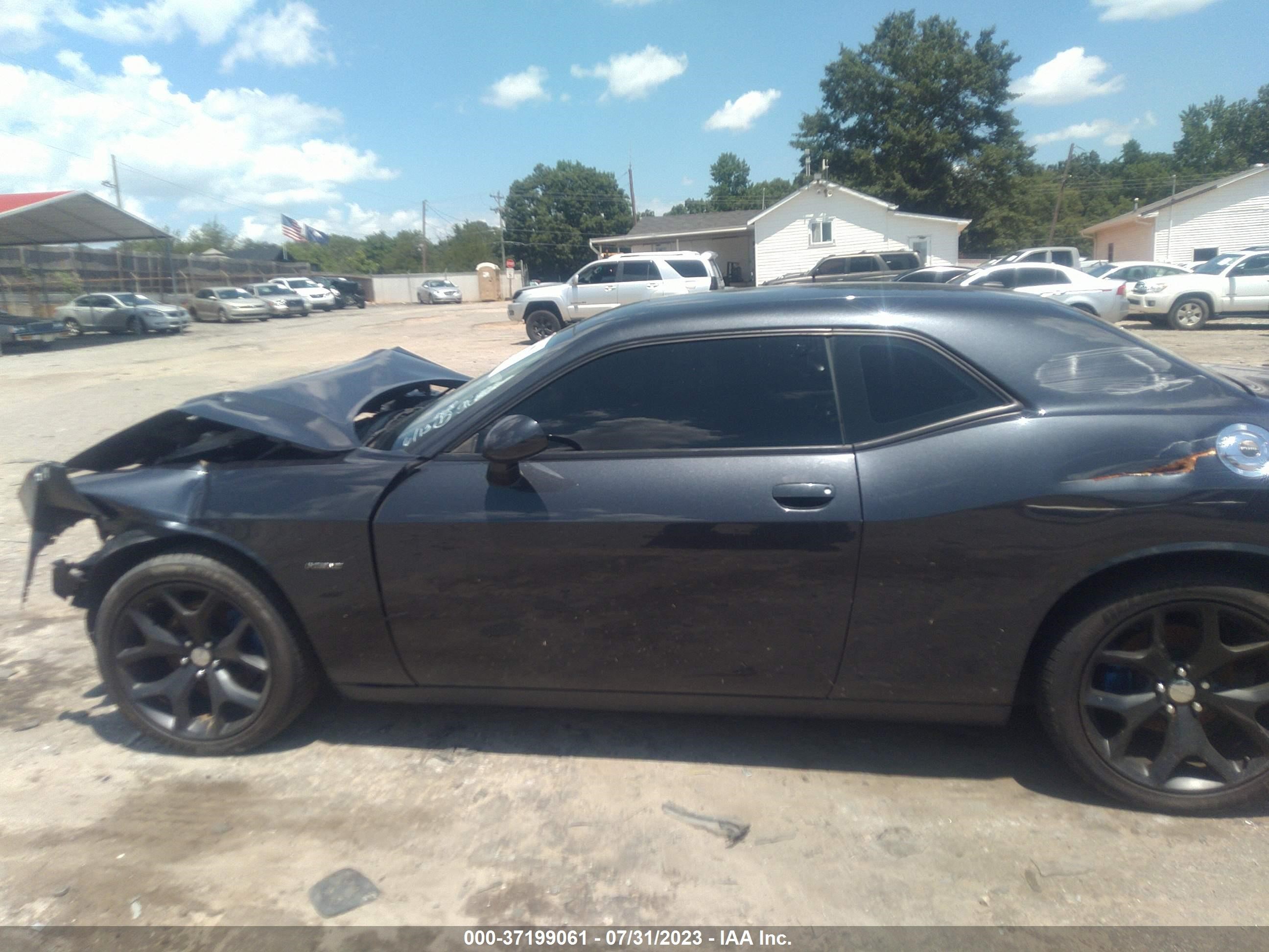 Photo 14 VIN: 2C3CDZBT3HH605901 - DODGE CHALLENGER 