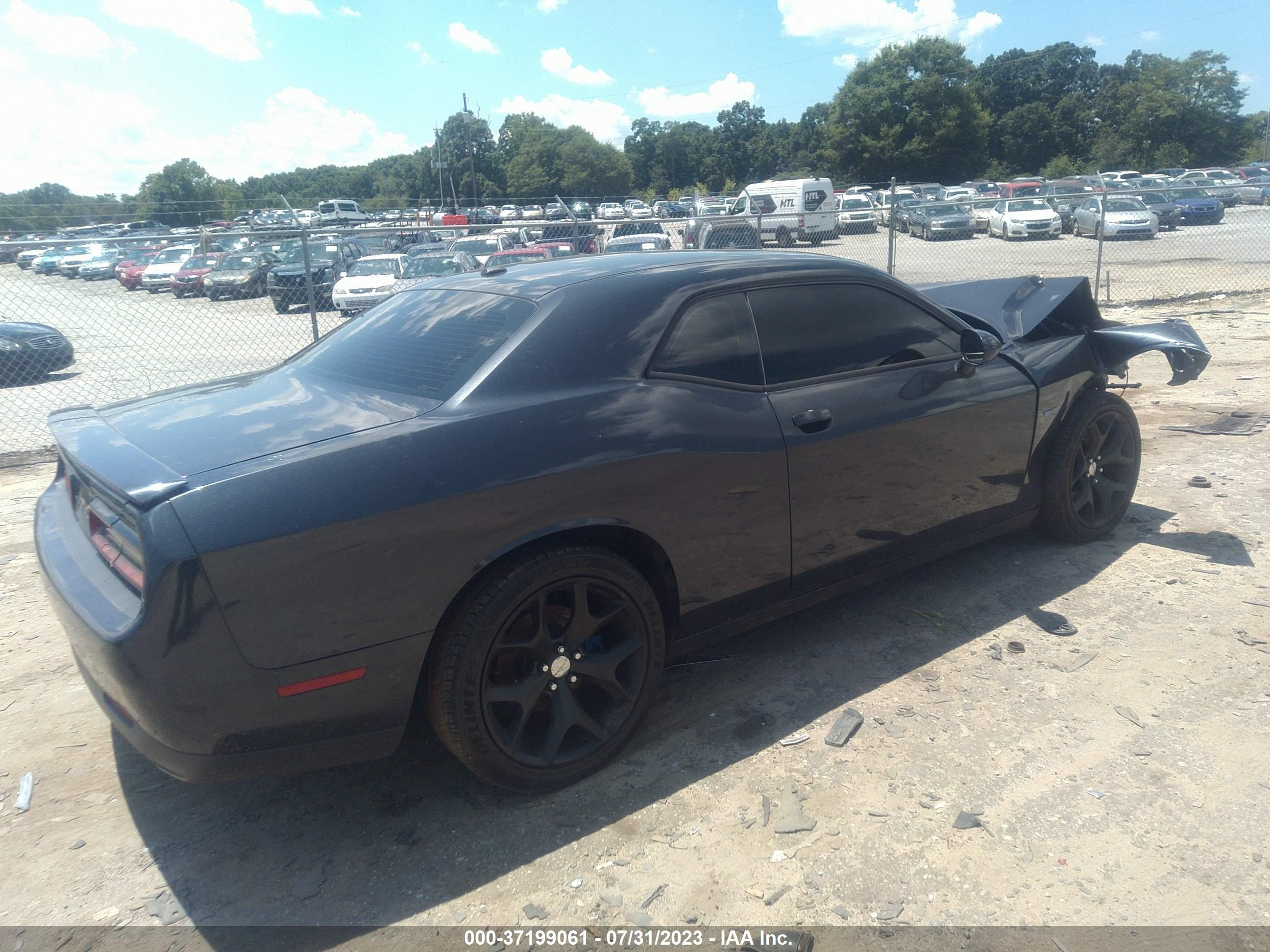 Photo 3 VIN: 2C3CDZBT3HH605901 - DODGE CHALLENGER 