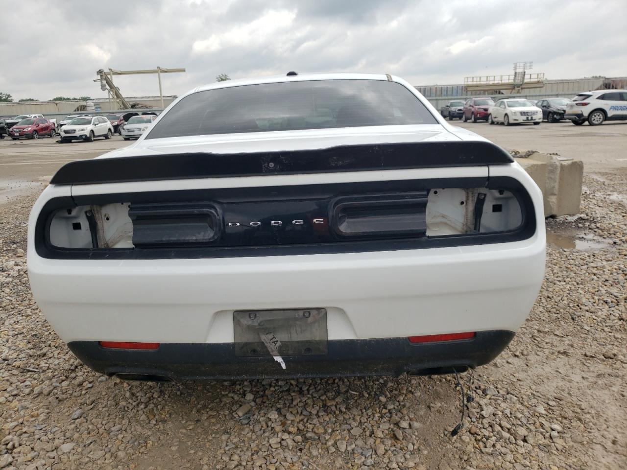 Photo 5 VIN: 2C3CDZBT3JH123547 - DODGE CHALLENGER 