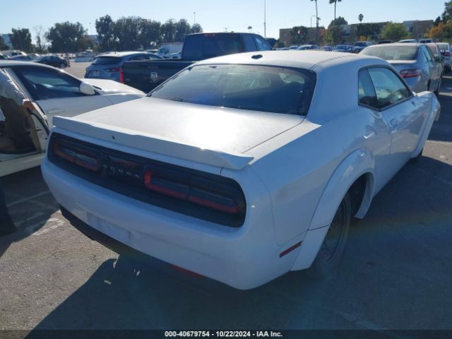 Photo 3 VIN: 2C3CDZBT3JH155026 - DODGE CHALLENGER 