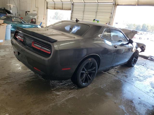 Photo 2 VIN: 2C3CDZBT3JH260181 - DODGE CHALLENGER 