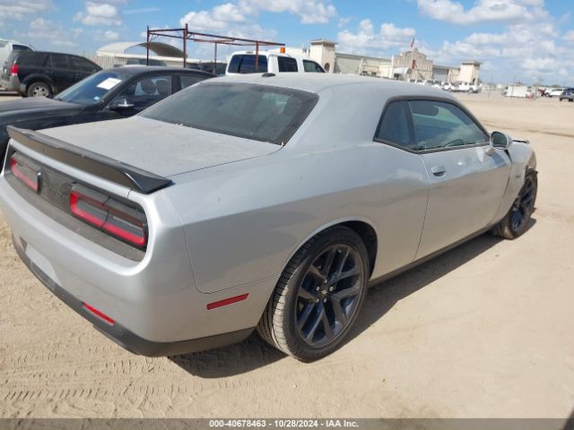 Photo 3 VIN: 2C3CDZBT3PH695159 - DODGE CHALLENGER 